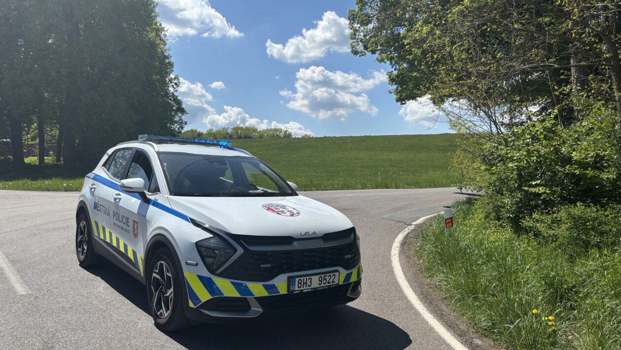 Dopravní nehoda tří osobních vozidel